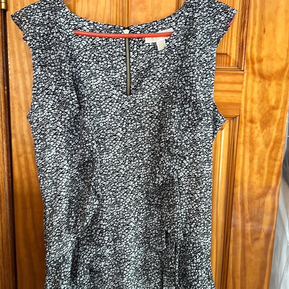 Michael Kors dress size large new without tags floral dress ruffle